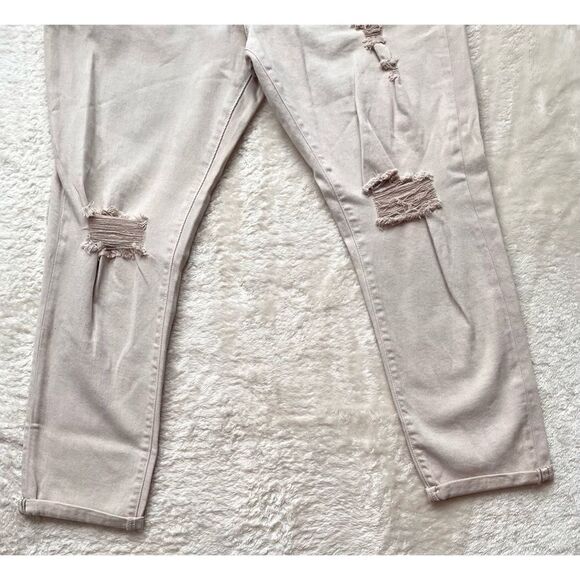 NWT Zeegeewhy ZGY Whatever Crop Slim Tapered Relaxed Distressed Skinny Jeans - Picture 11 of 16